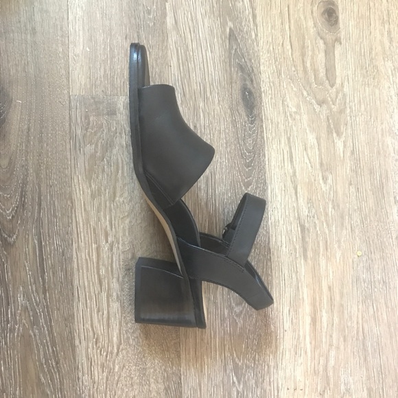 Earth Shoes Murano Haze in black - Picture 3 of 7